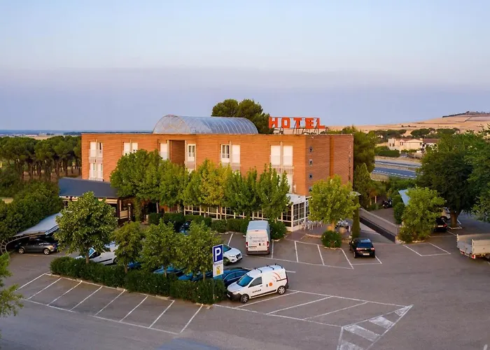 Hotel La Colina